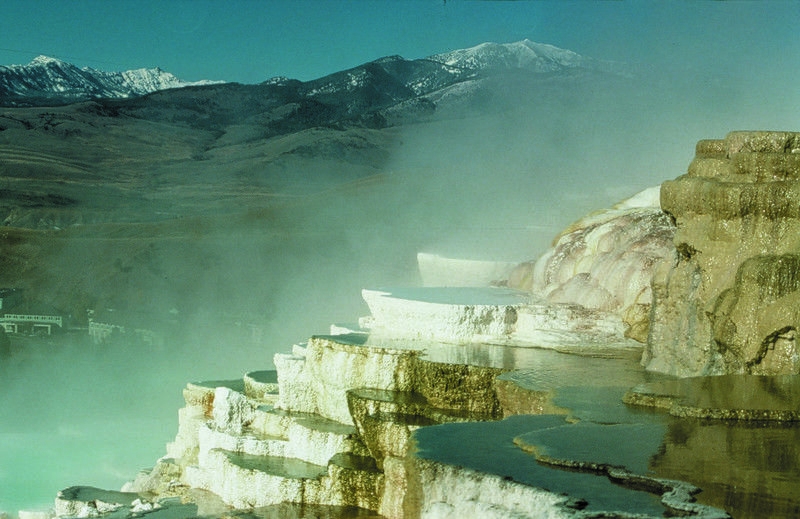 Mammoth Hot Springs Hotel Exterior photo
